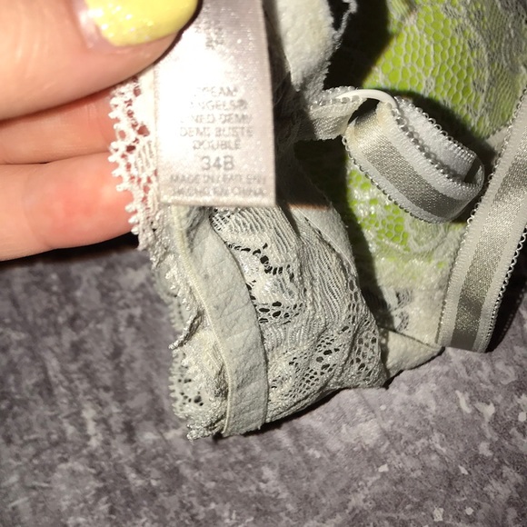 34B bra - Picture 4 of 4